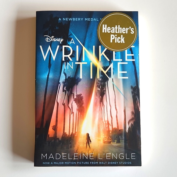3/$20 A Wrinkle in Time book - Picture 1 of 4